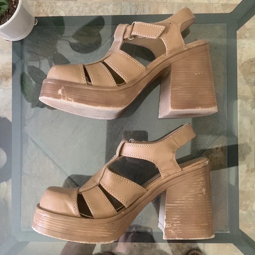 Y2K CLASSIFIED FLARED CHUNKY HEEL SANDALS